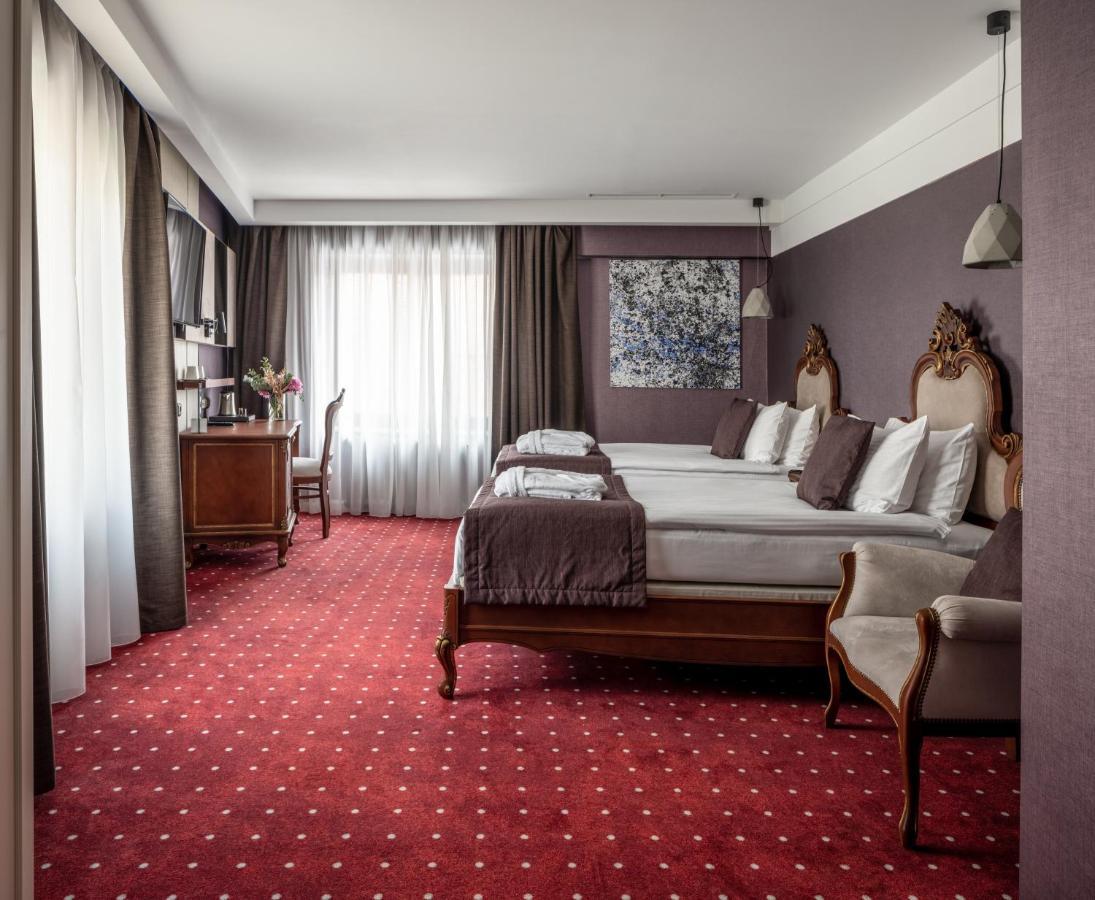 Grand Hotel Lviv Casino&Spa Esterno foto